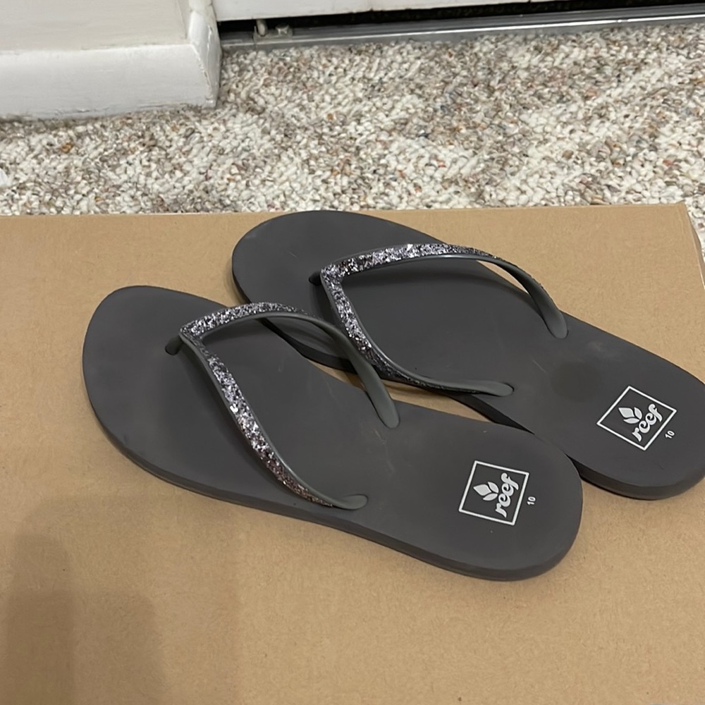 Reef flip flops